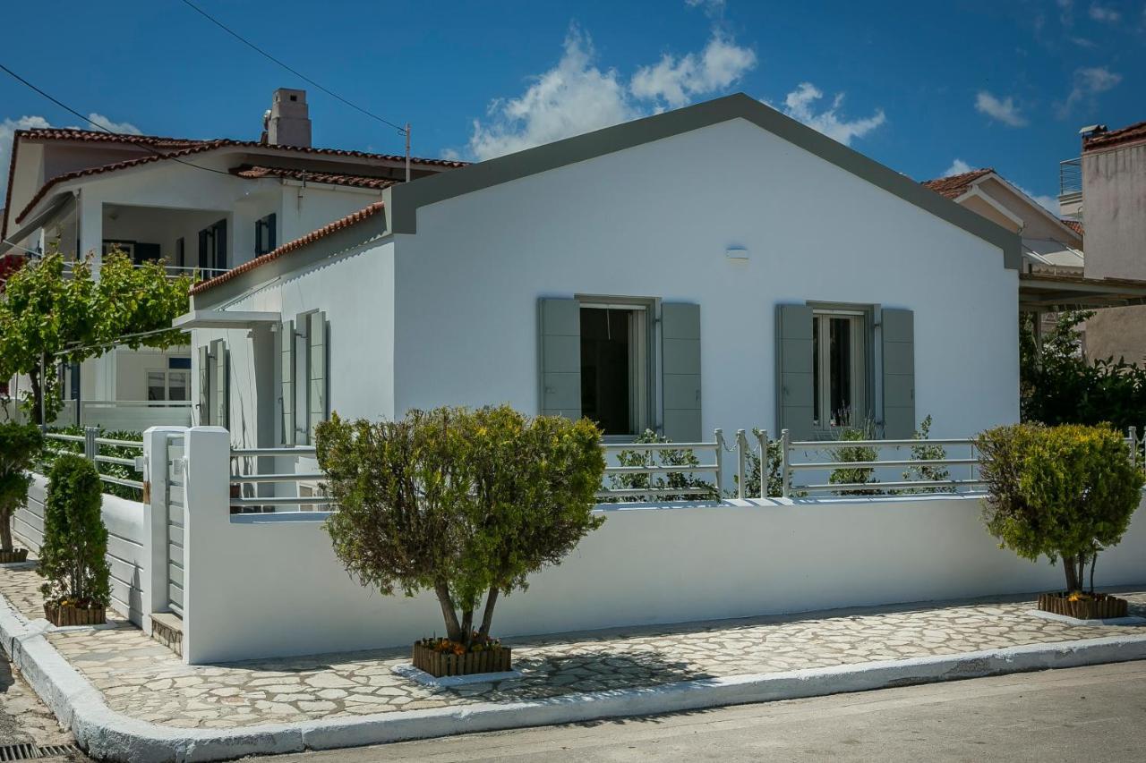 Vila Olvio Living By The Sea Sami  Exteriér fotografie